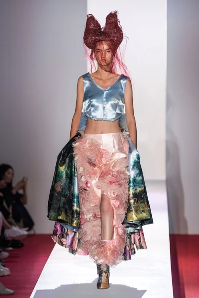 Look 2